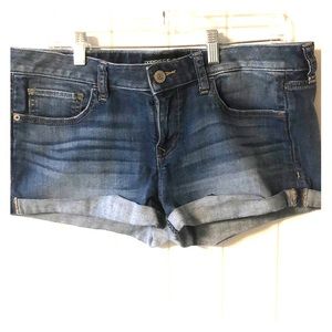 Express stretch Jean shorts, size 10
